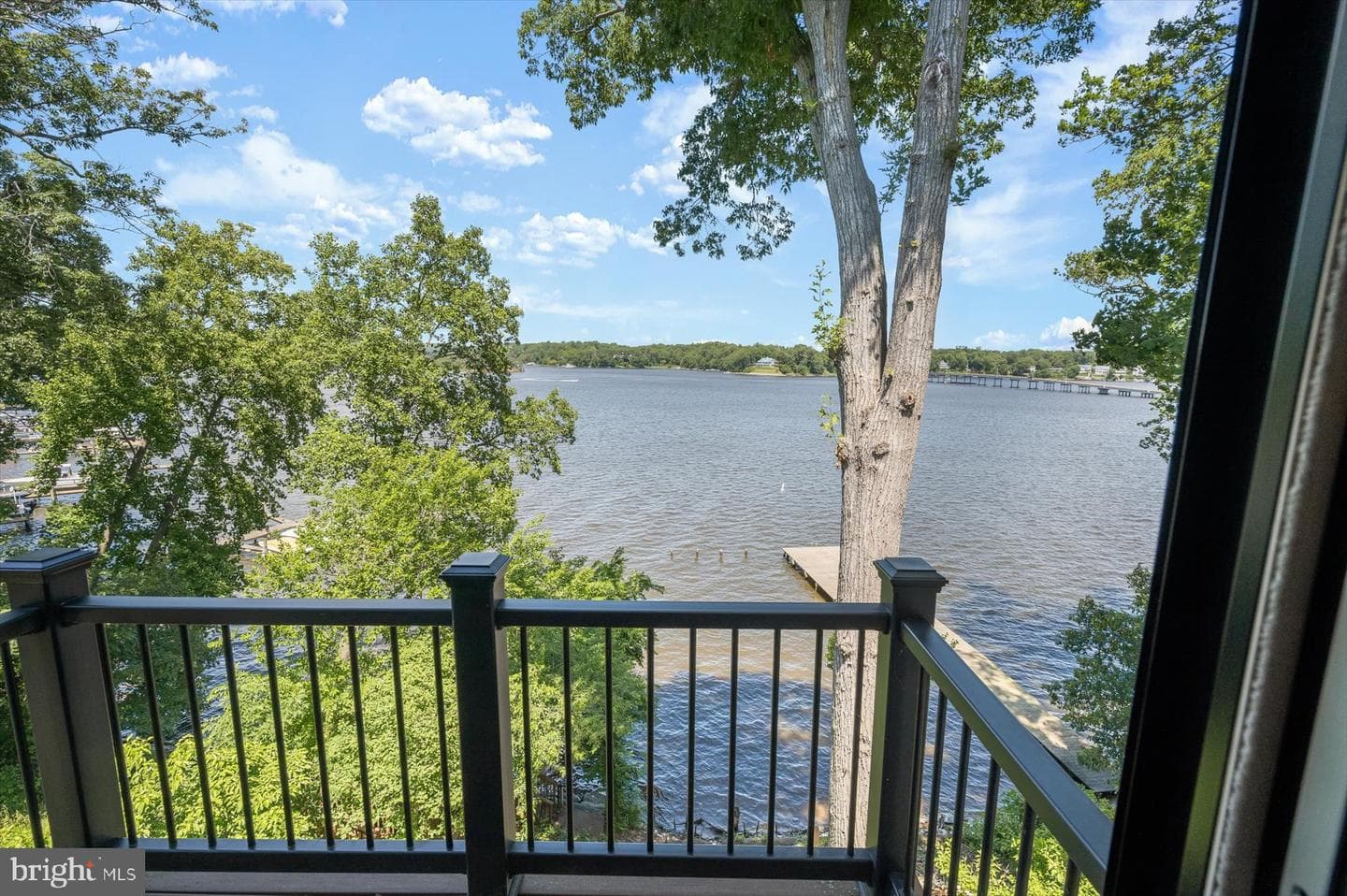 20 Shore Walk Road photo 35