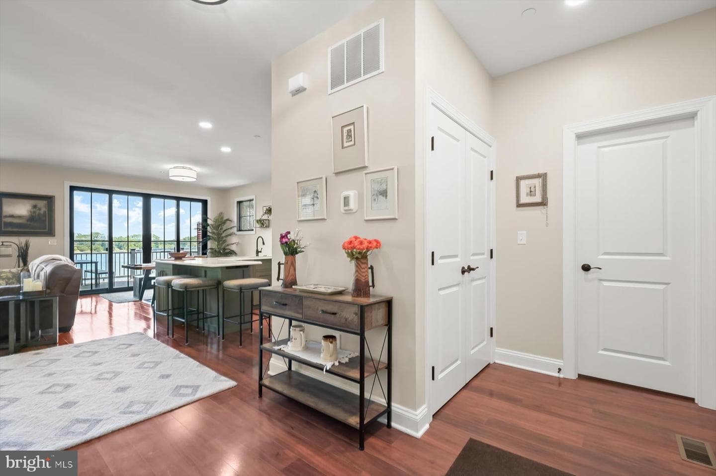 20 Shore Walk Road photo 5