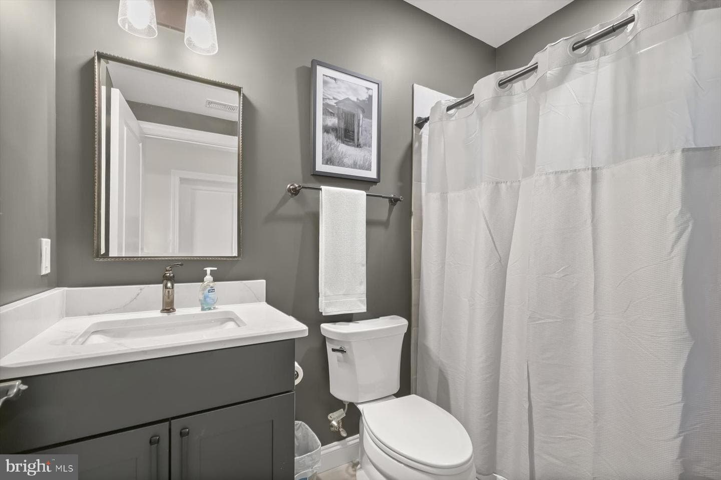 20 Shore Walk Road photo 57
