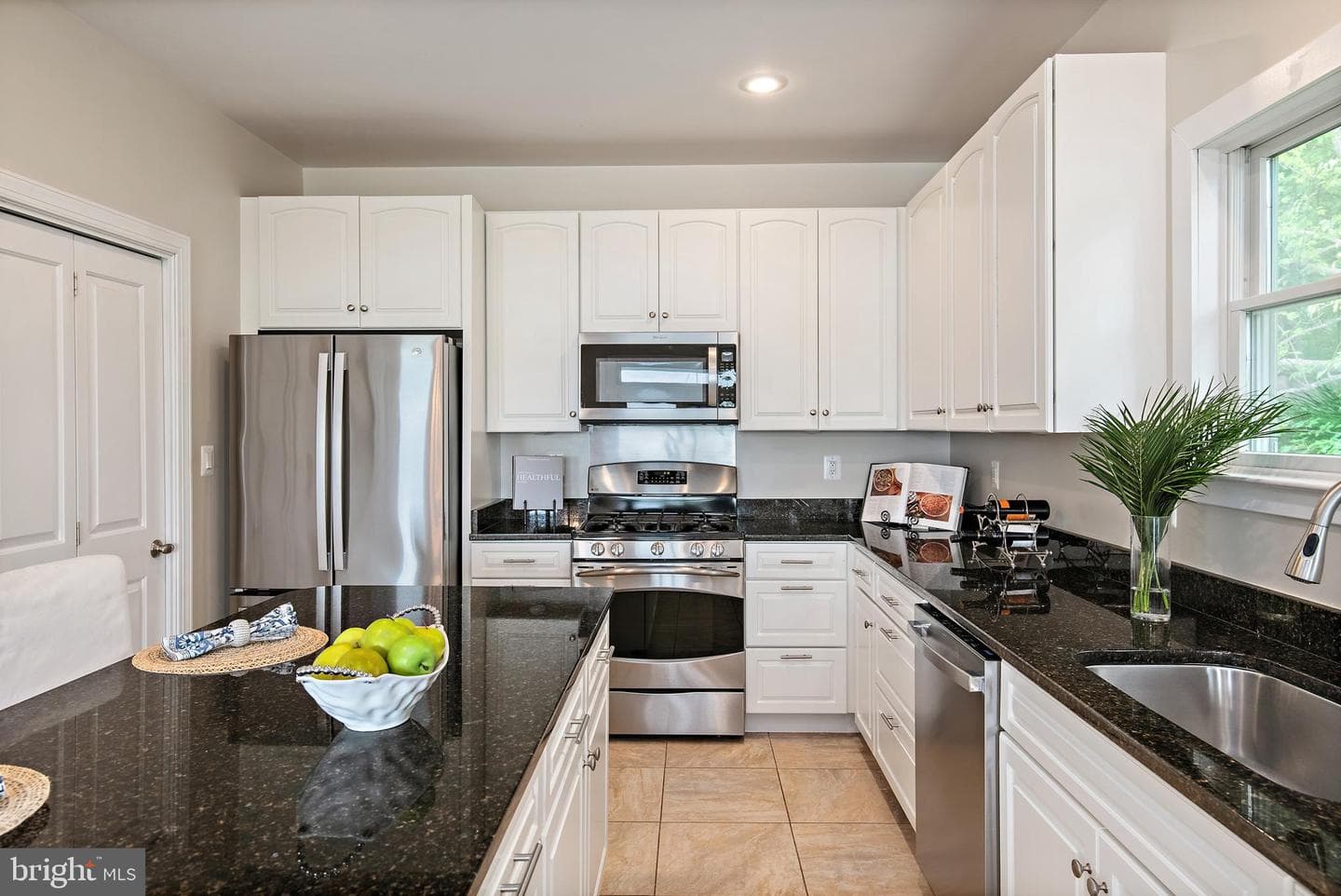 621 Harbor Drive photo 17