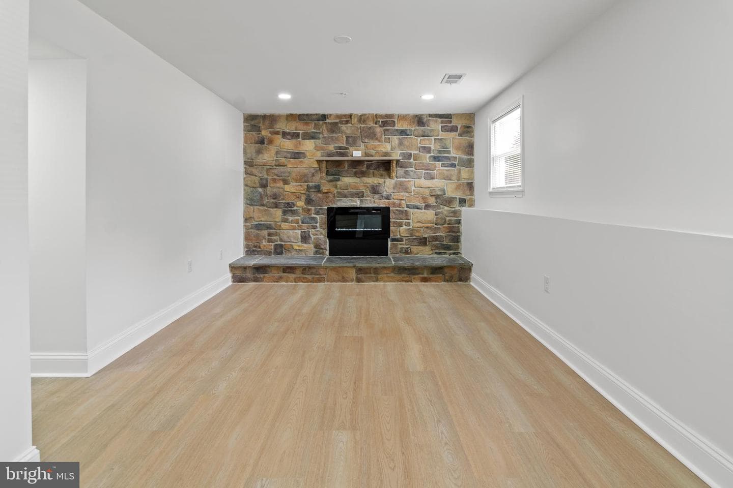 1424 Regent Street photo 28