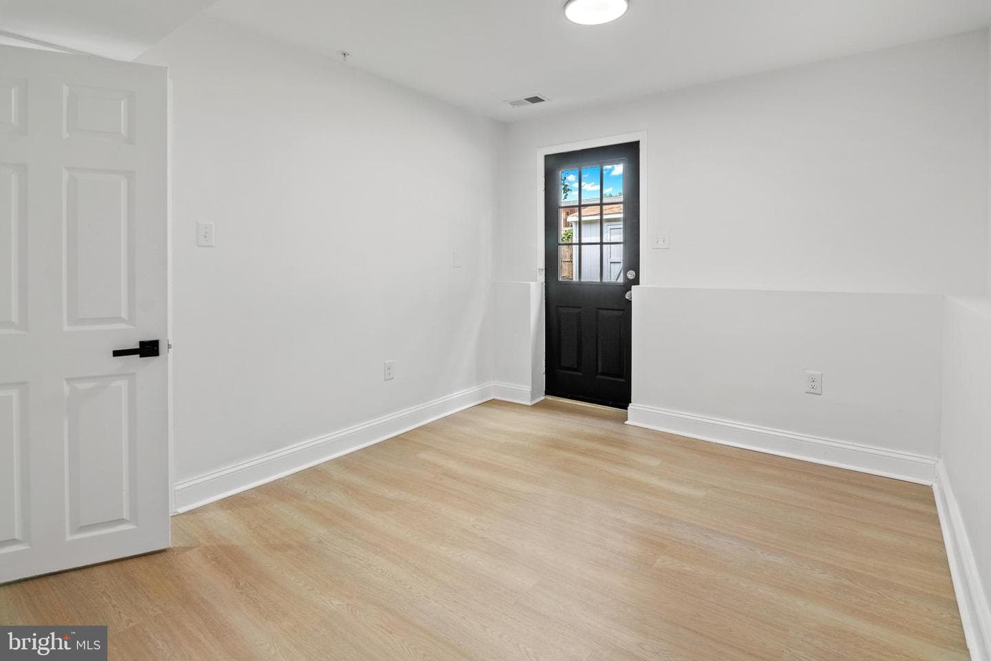 1424 Regent Street photo 31