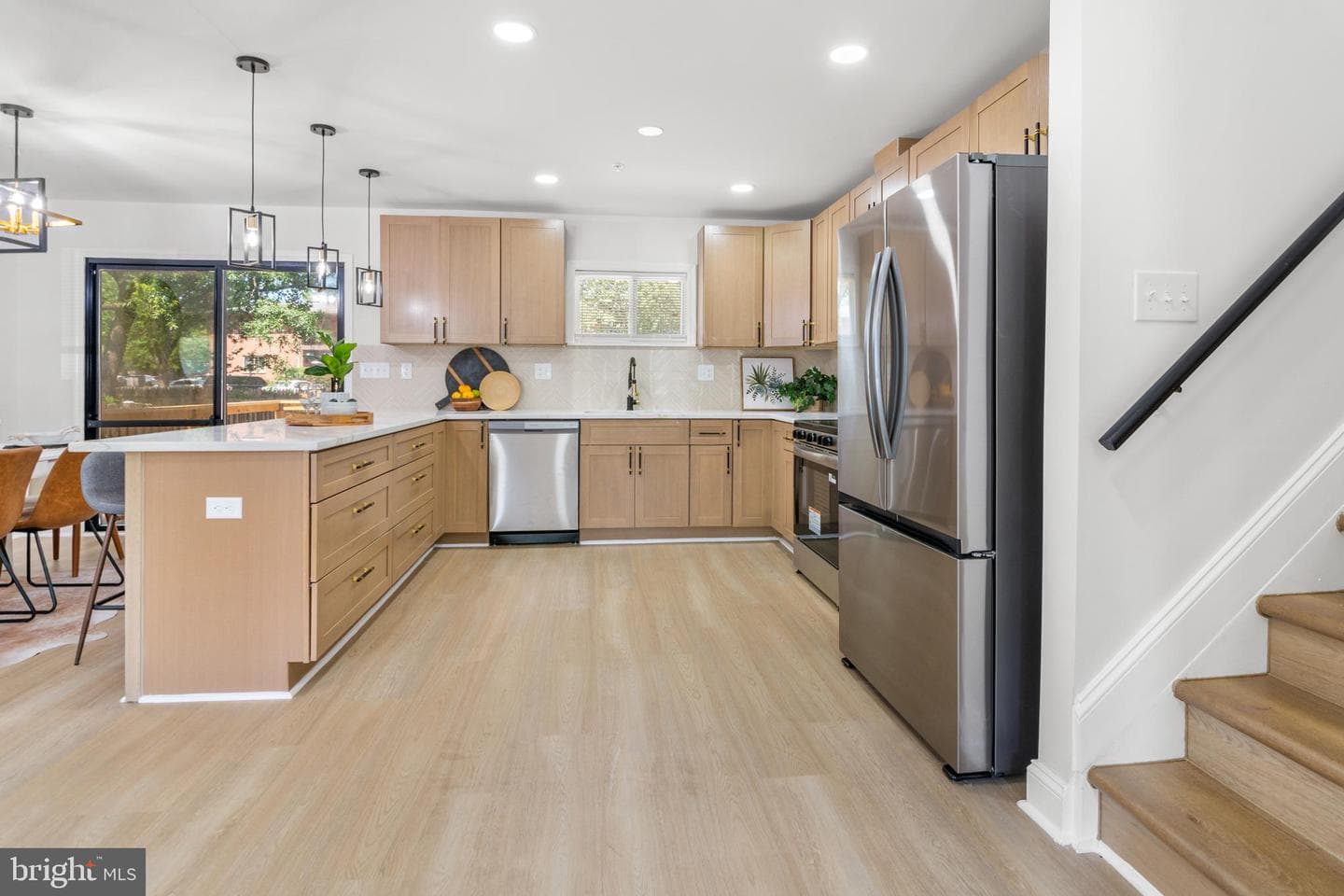1424 Regent Street photo 7