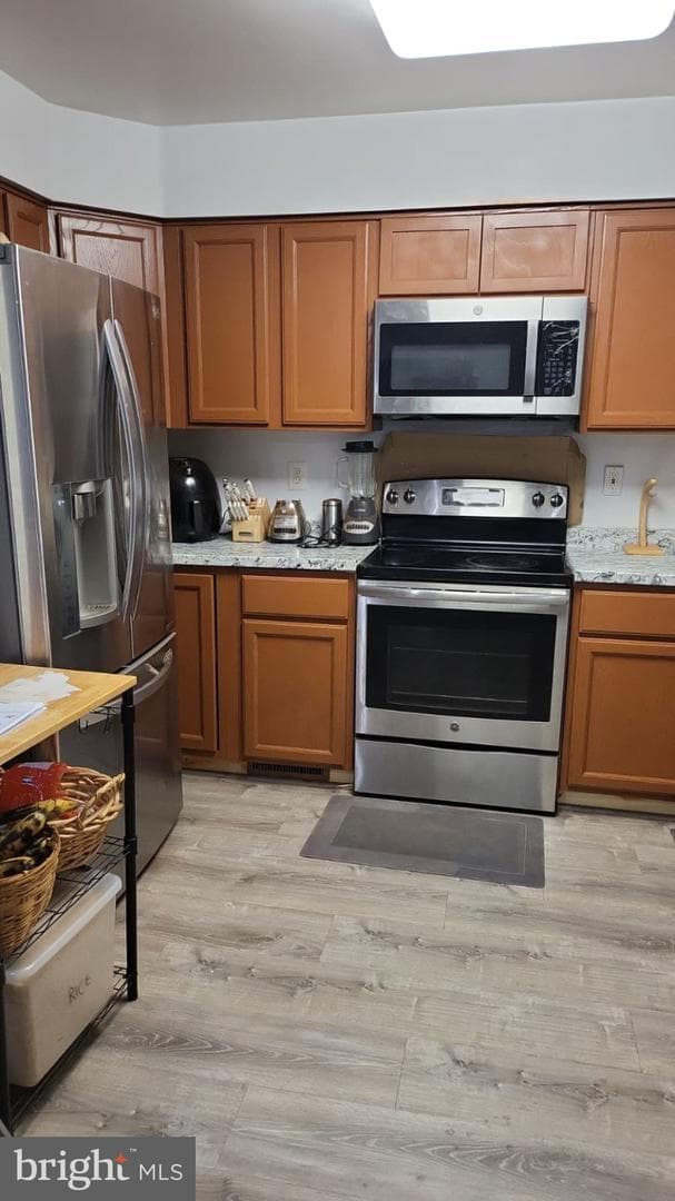 8142 Mallard Shore Drive photo 10