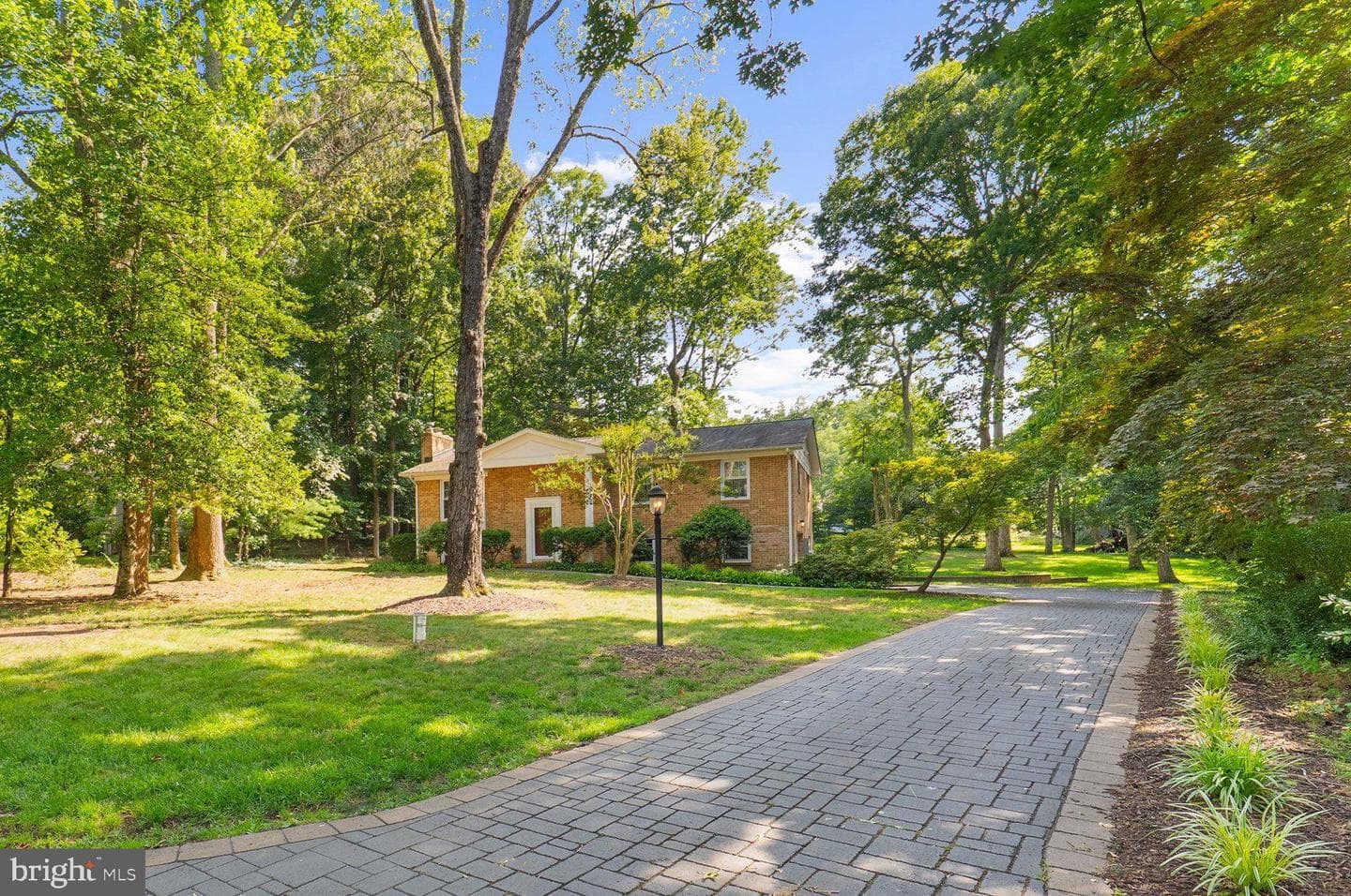 176 Cardamon Drive, Edgewater