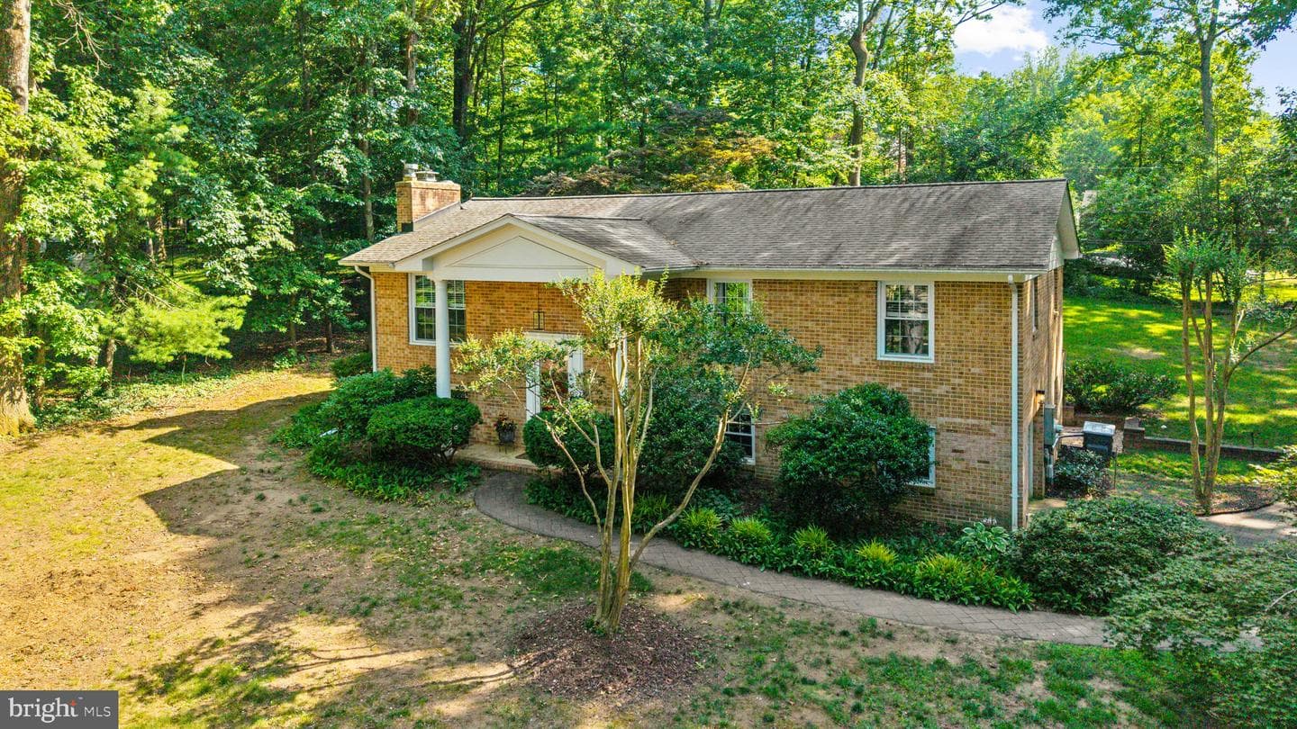 176 Cardamon Drive photo 45