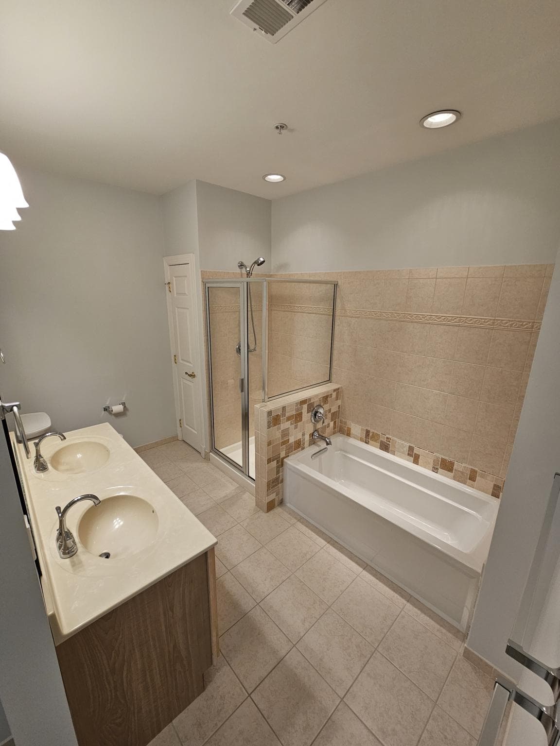 8535 Veterans Highway #204 photo 14