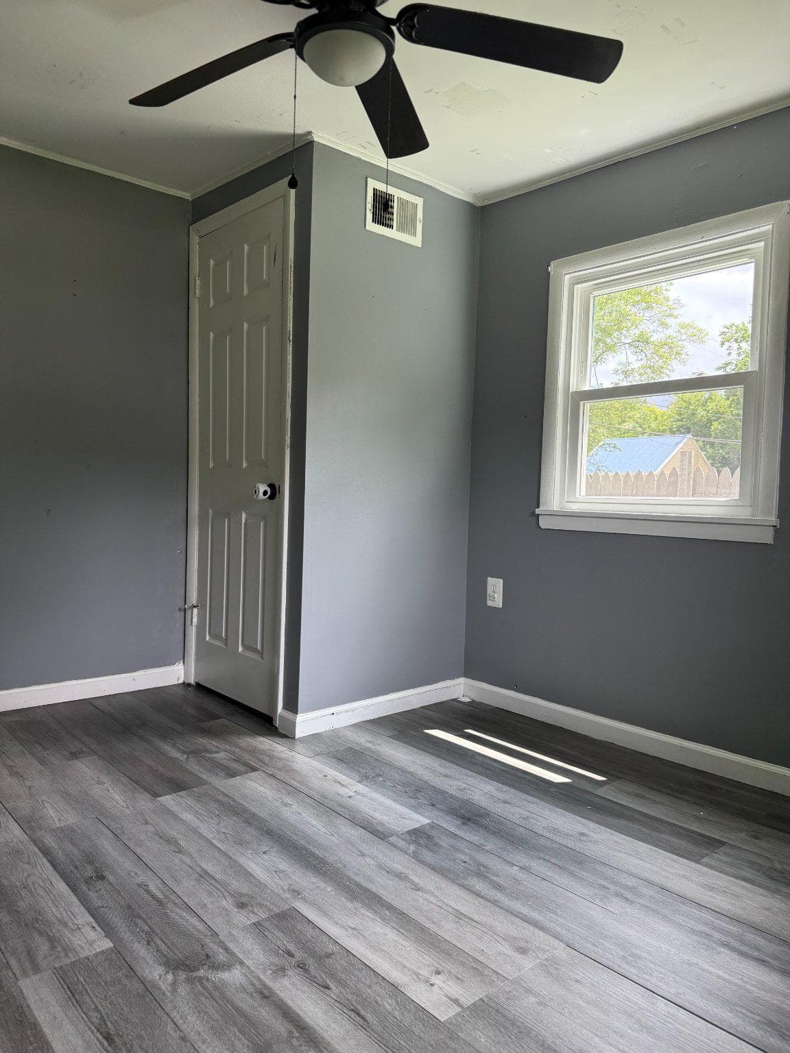 1718 Marley Avenue photo 23
