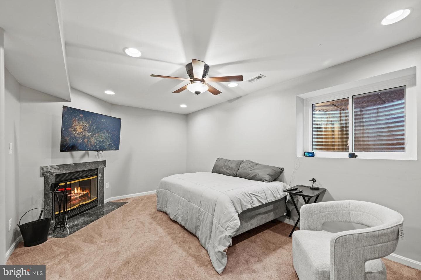 8189 Mountain Estate Court photo 13