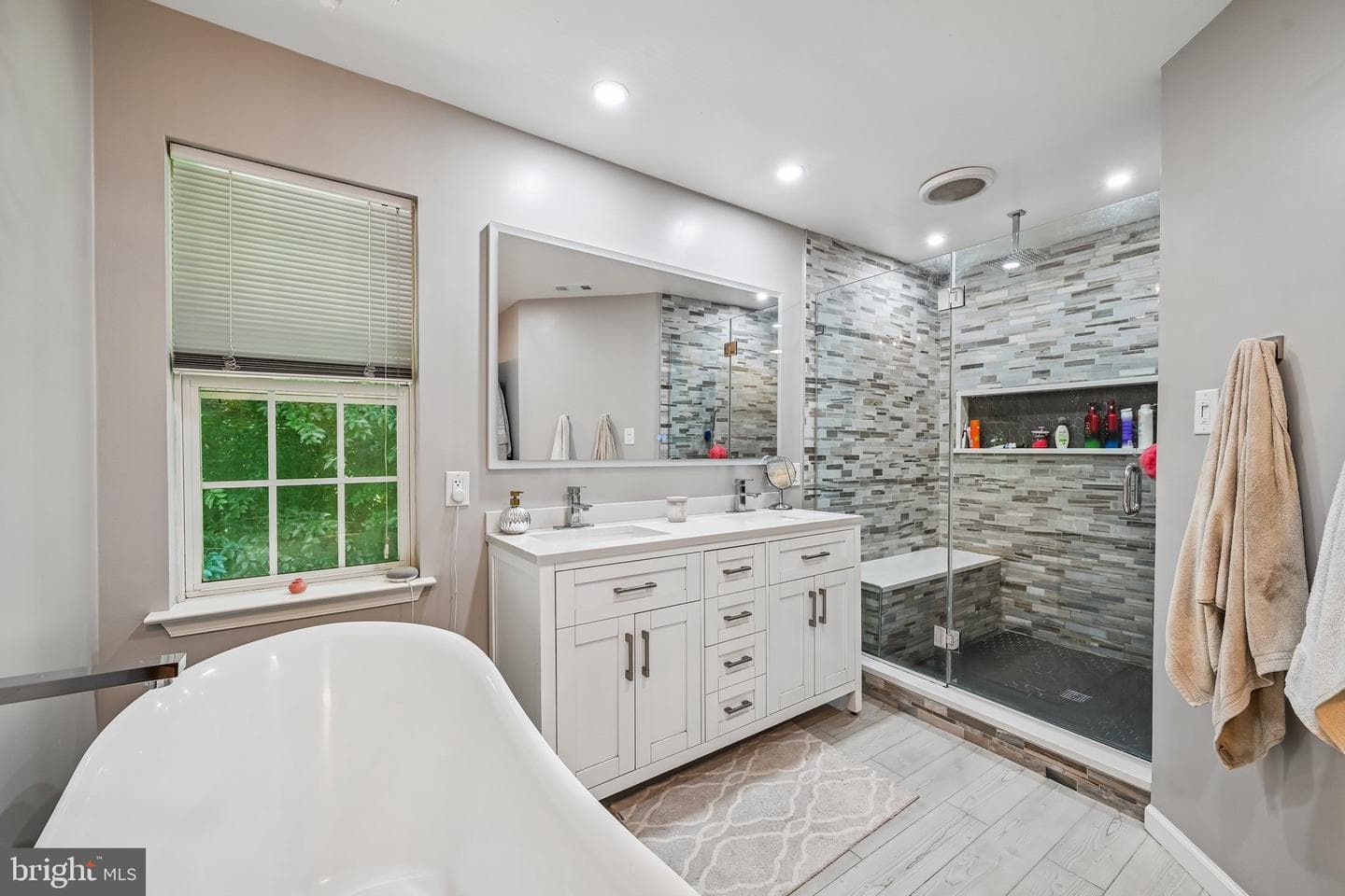 2996 Winding River Place photo 32
