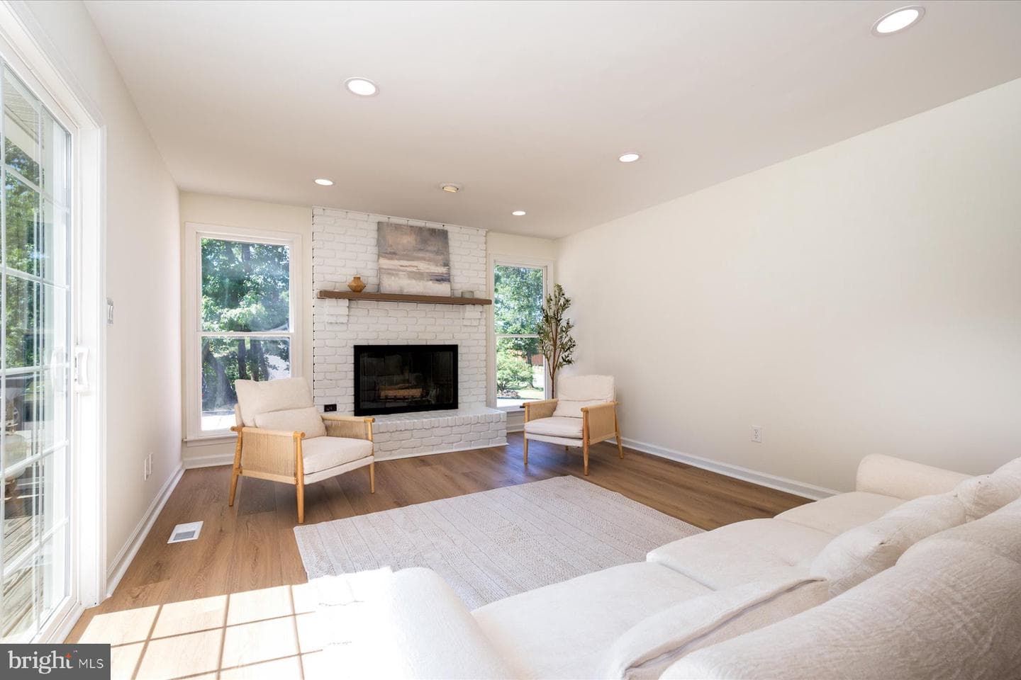 6091 Franklin Gibson Road photo 4