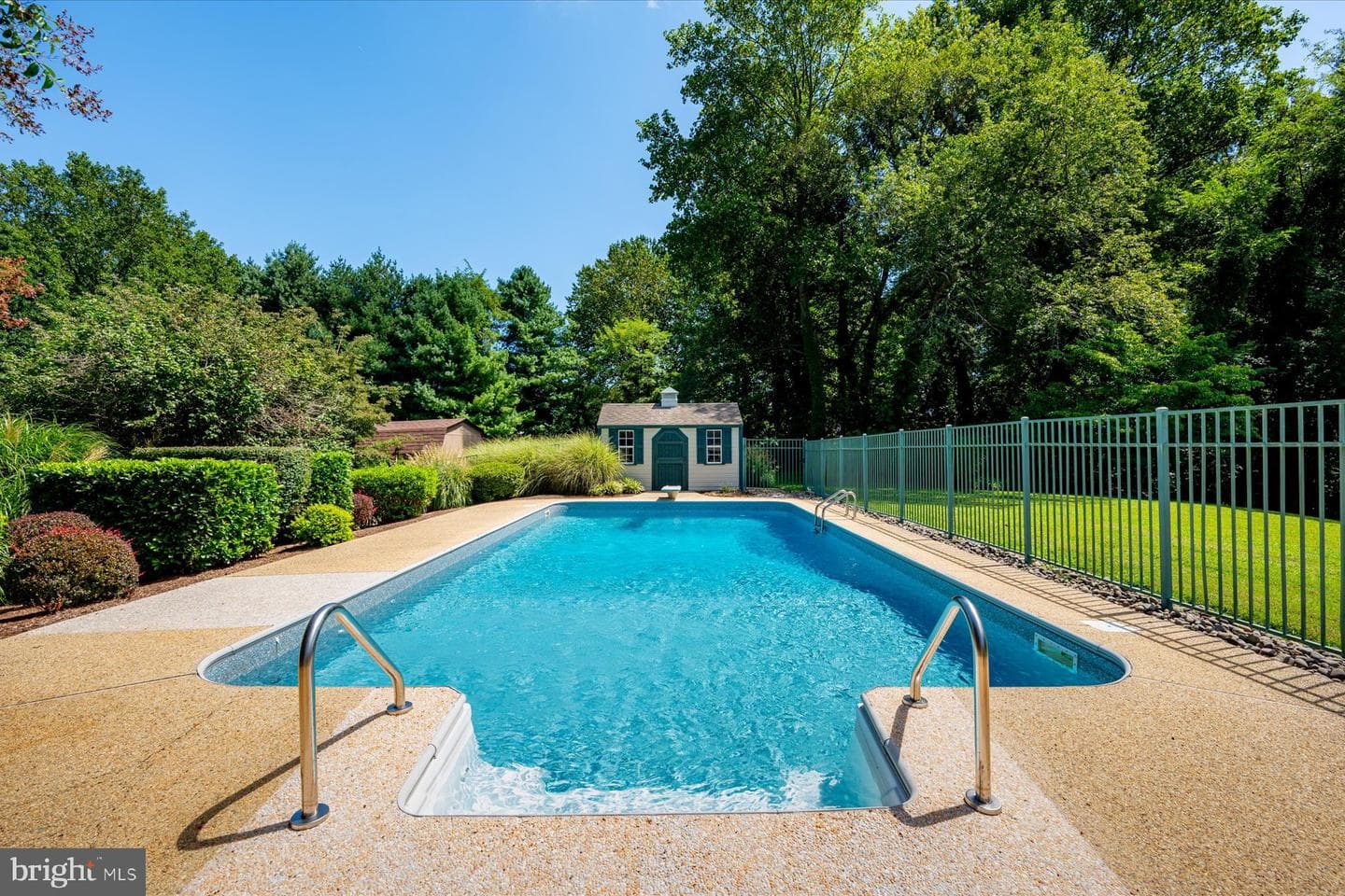 6091 Franklin Gibson Road photo 50