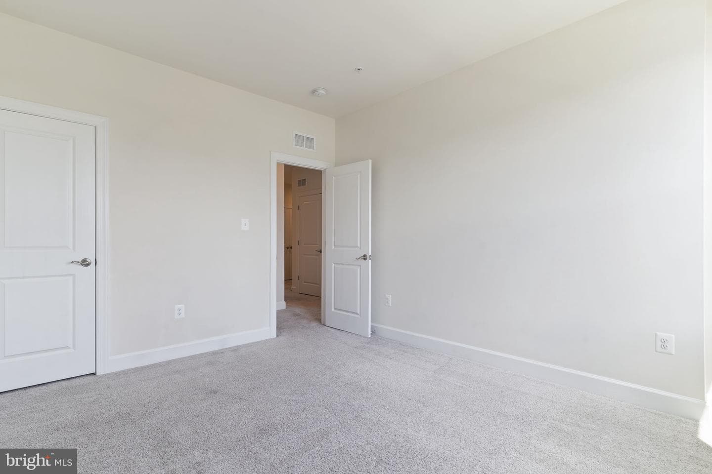 7639 Stemhart Lane photo 22