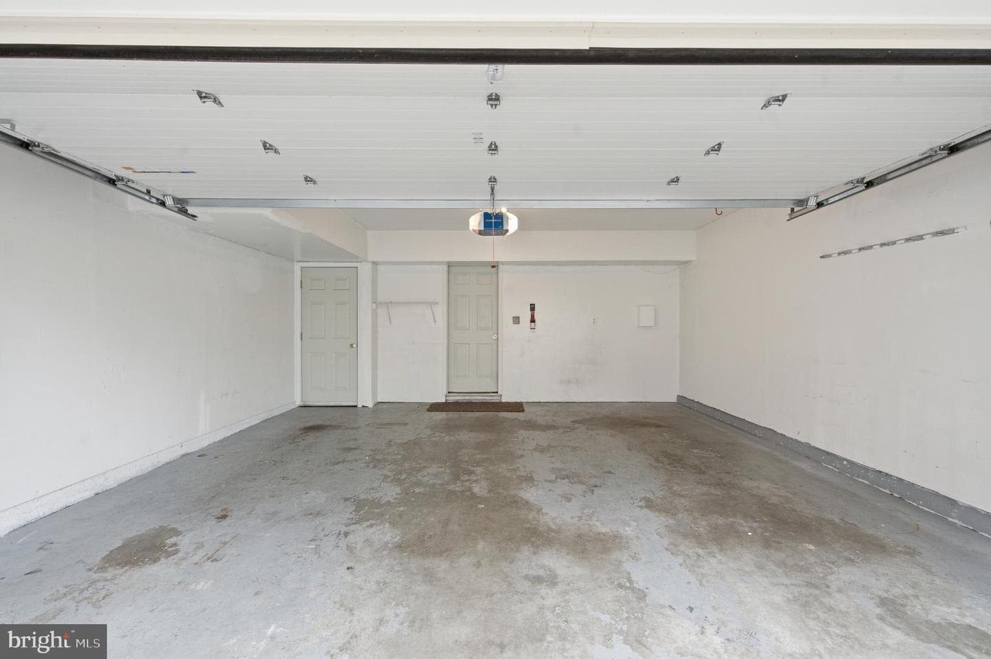123 Blackbird Hill Lane photo 4