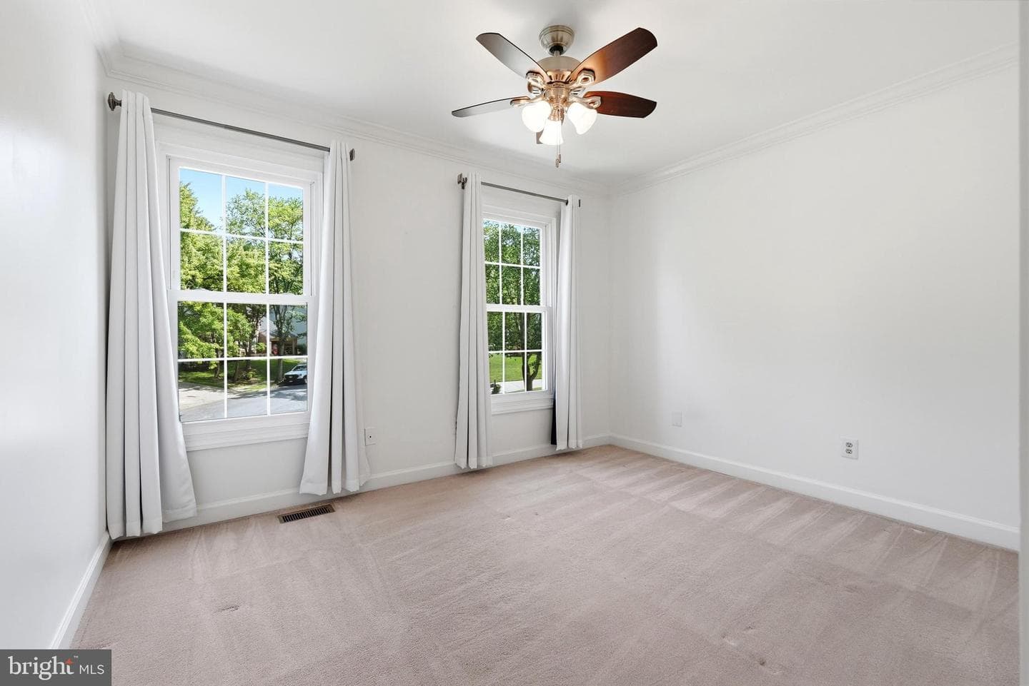 1709 Bloomsberry Court photo 33