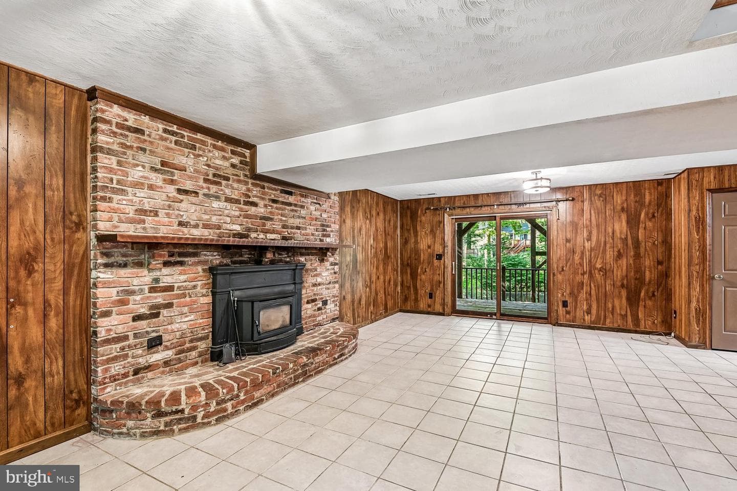 1077 Plum Creek Drive photo 15
