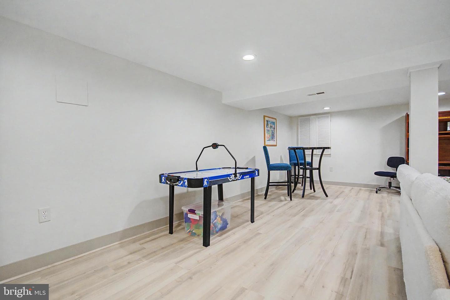 8 Granada Road photo 40