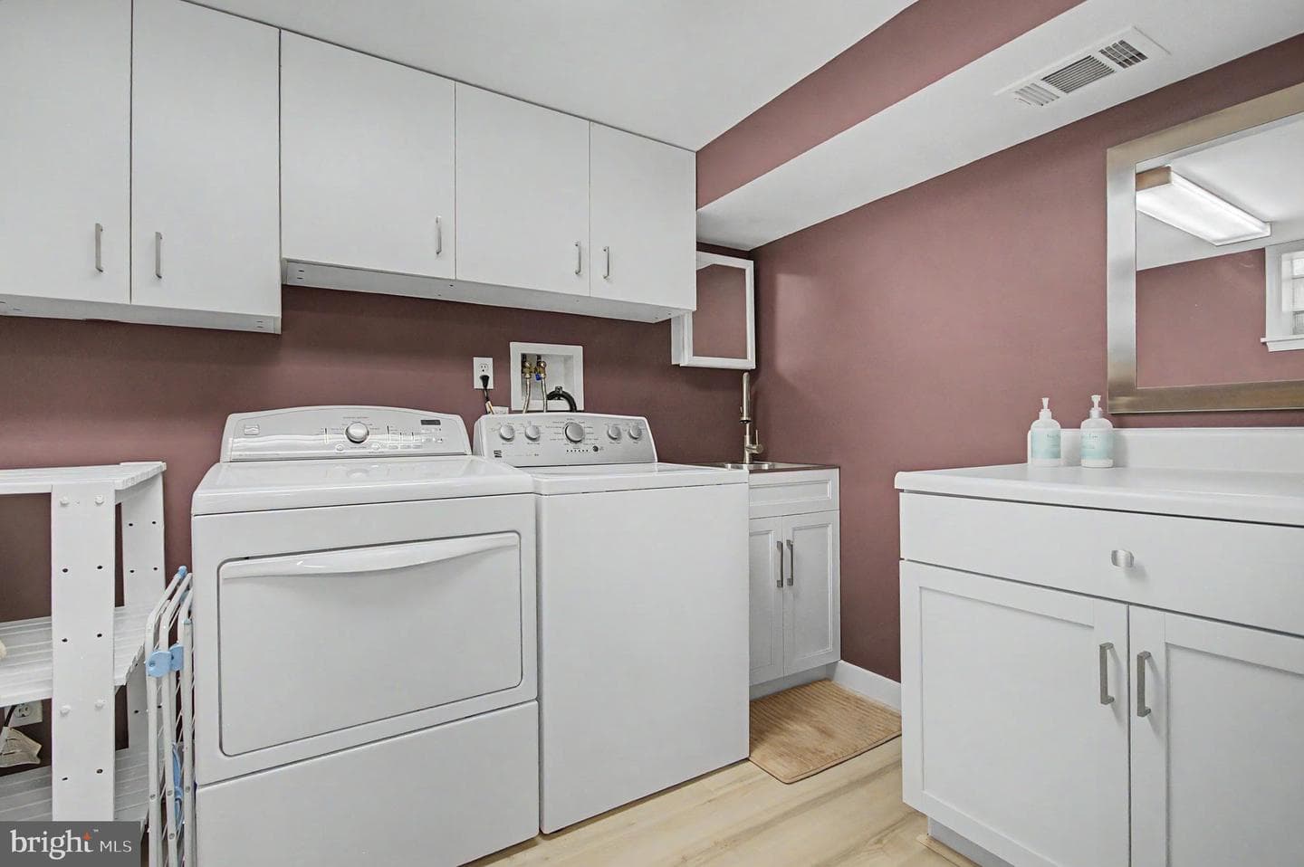 8 Granada Road photo 42