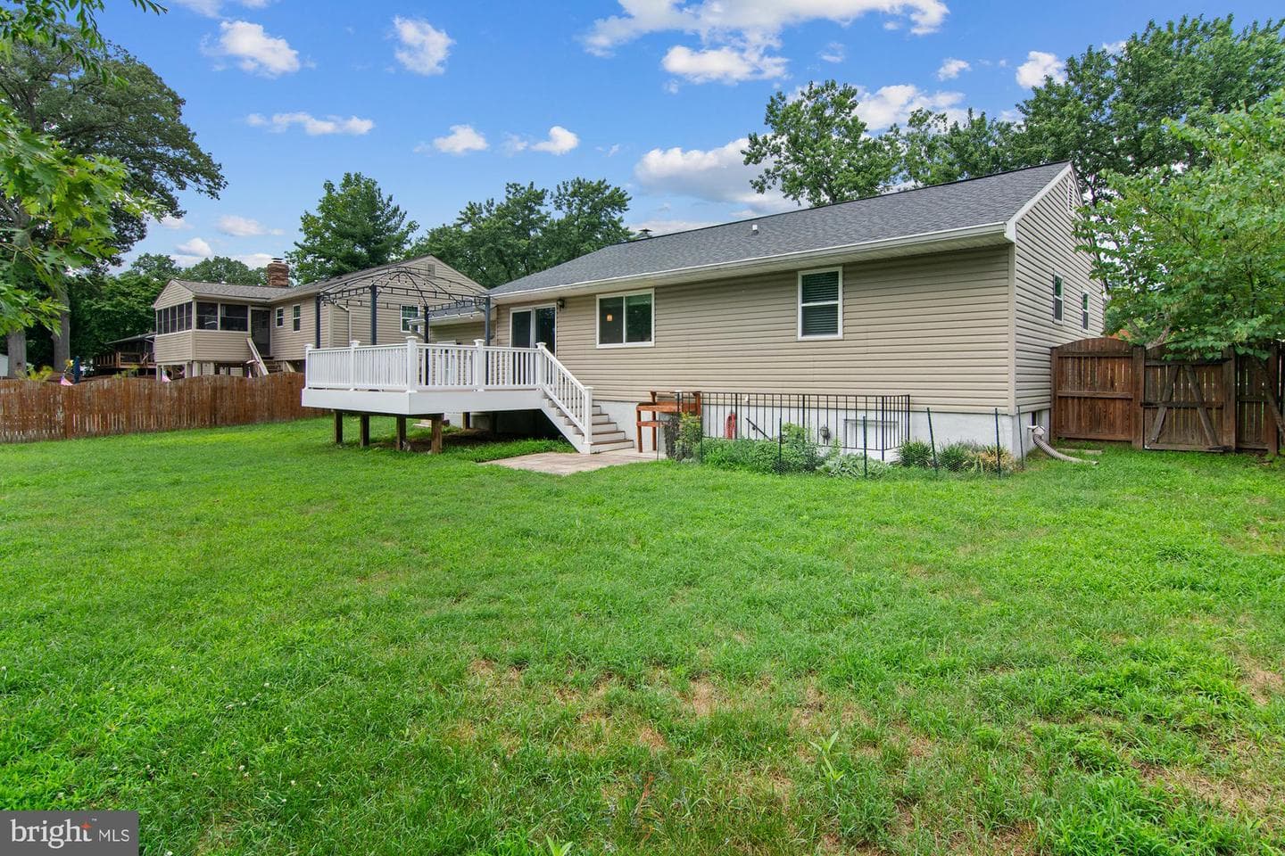 1453 Evergreen Road photo 41