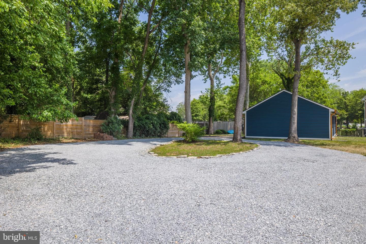 1018 Magothy Avenue photo 97