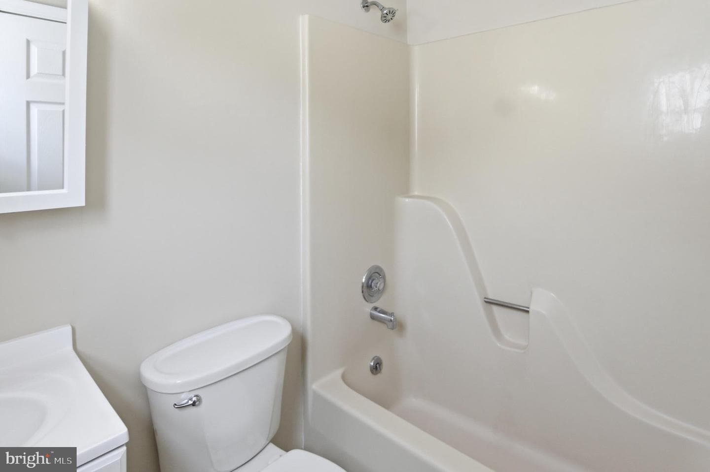 1115 Hotel Drive photo 18