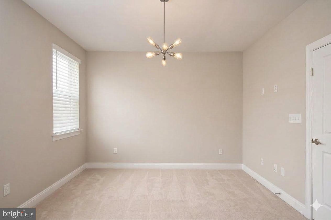 602 James Walker Place photo 26