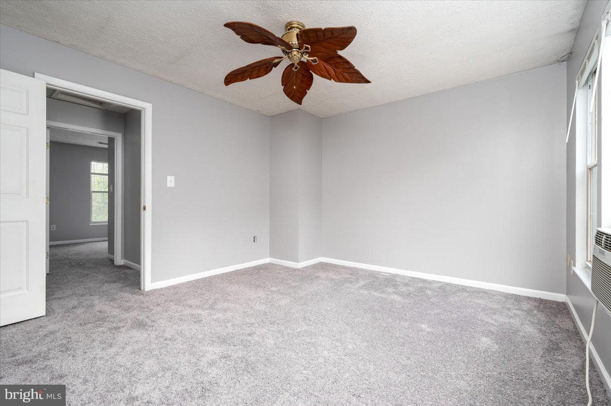 963 Chestnut Manor Court photo 14