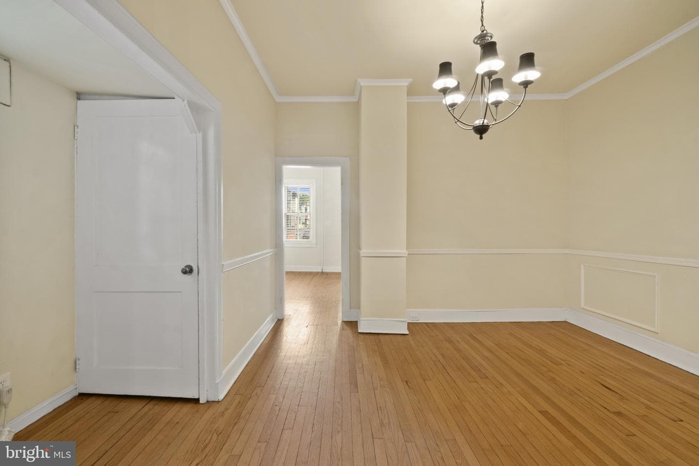 111 Conduit Street photo 5