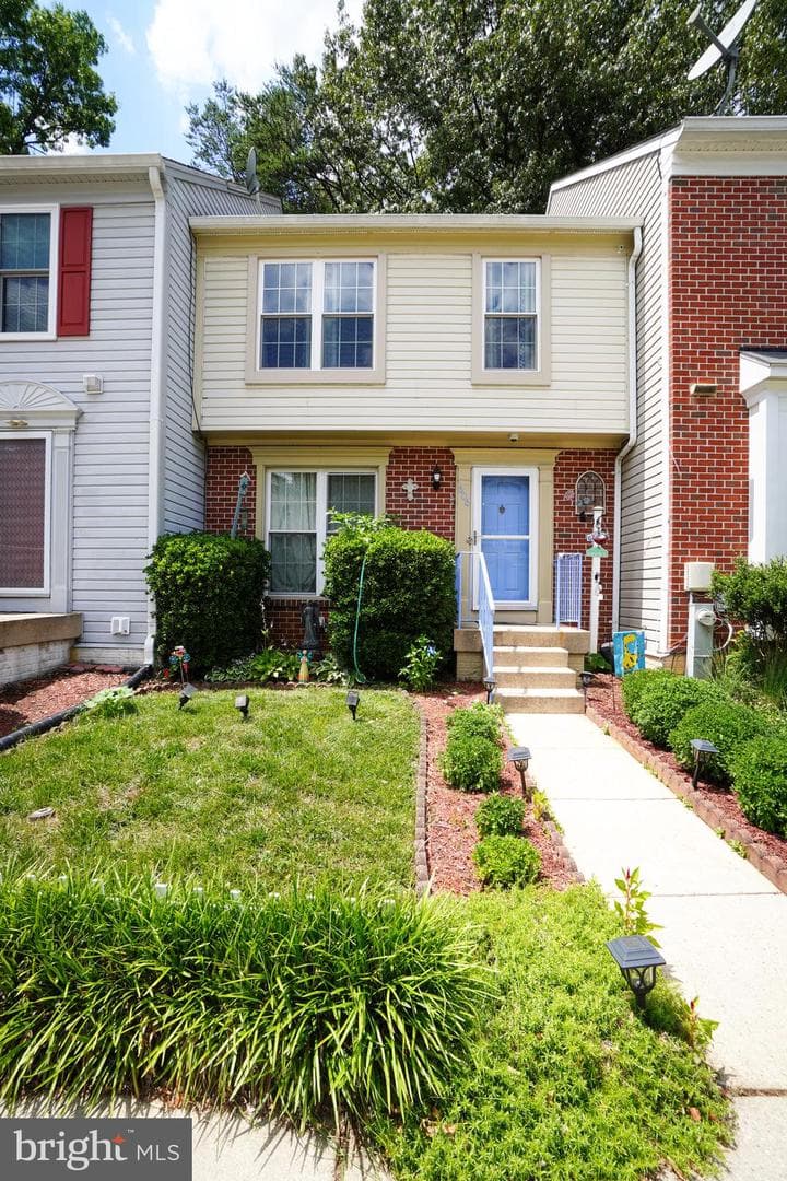 606 Lions Gate Lane photo 3