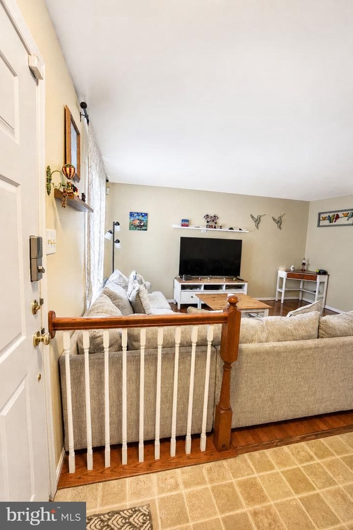 606 Lions Gate Lane photo 6