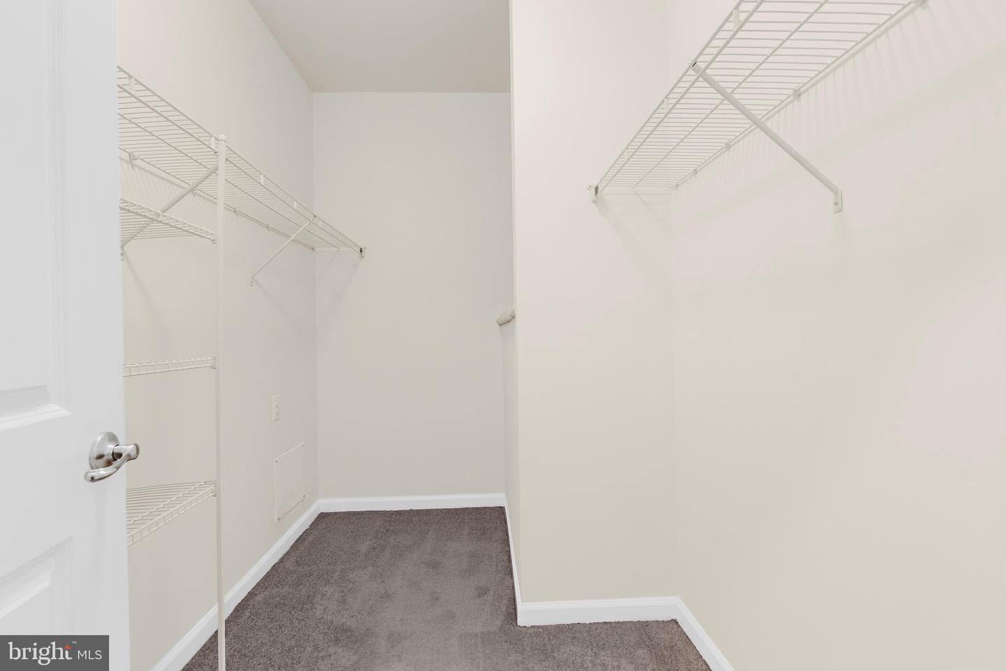 8016 Orchard Grove Road photo 17