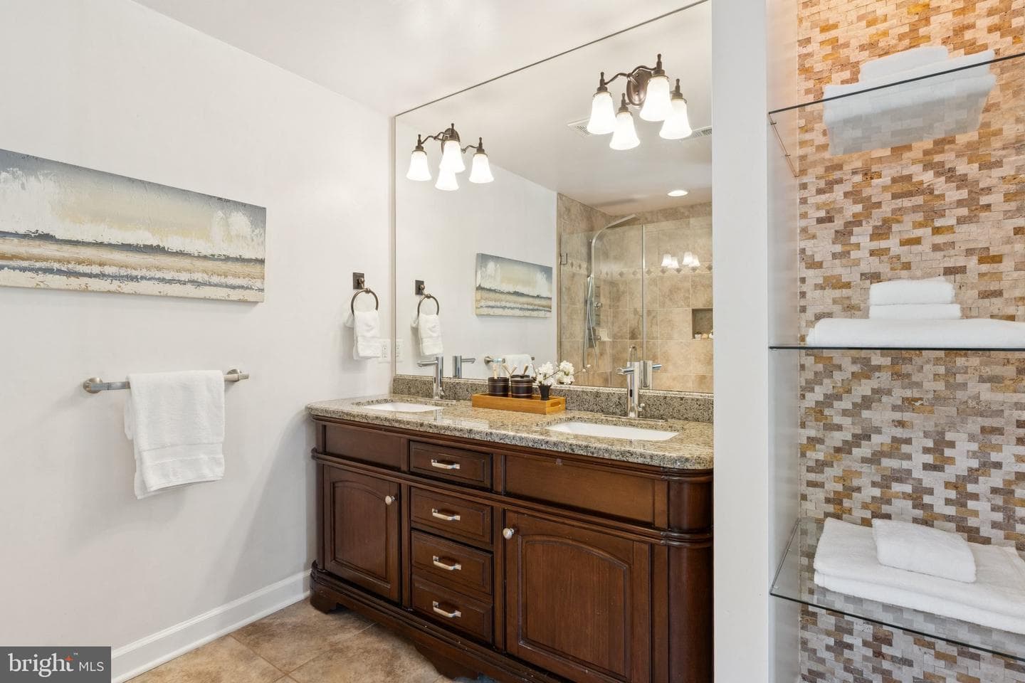7654 Bay Street photo 23