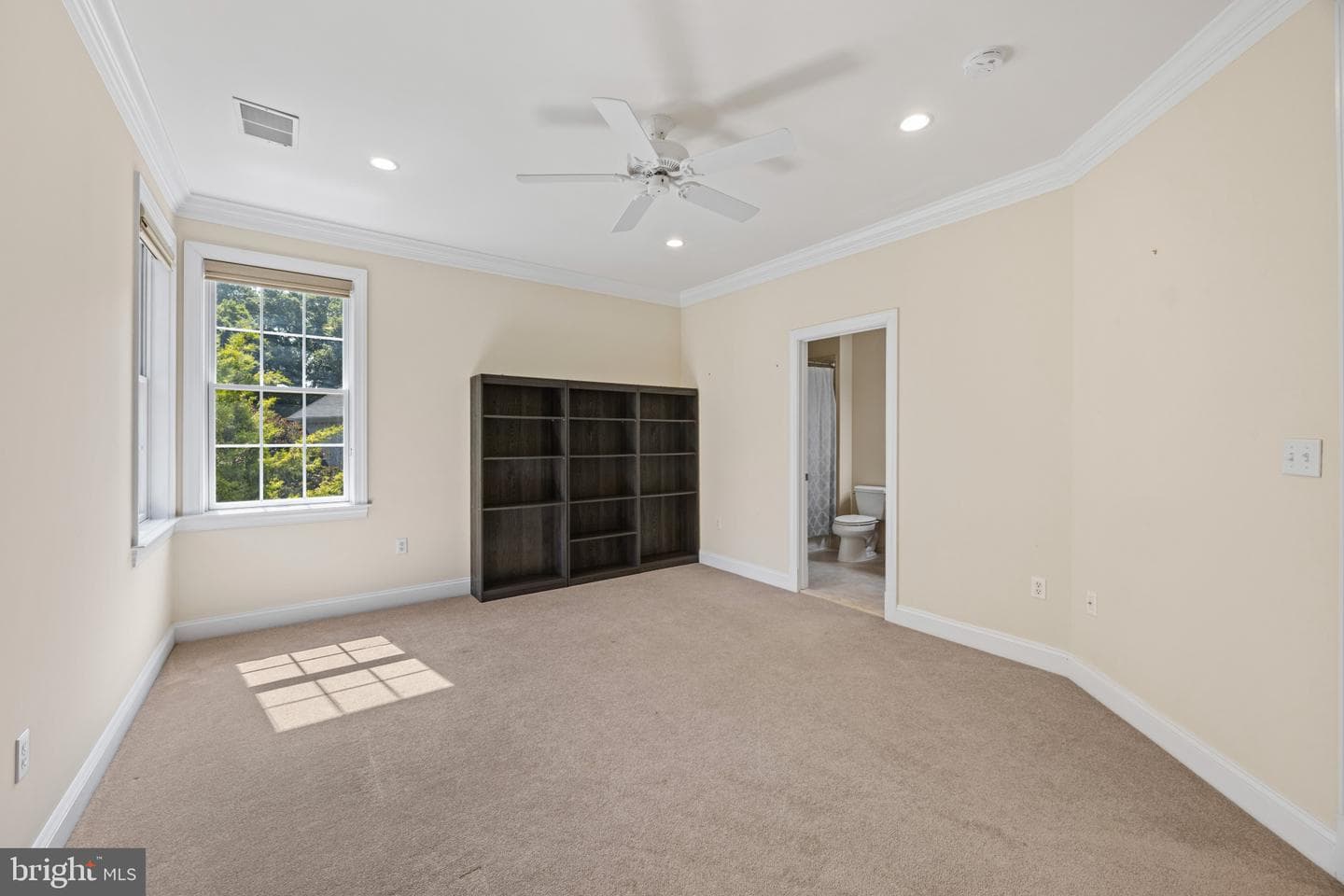 1614 Annesley Court photo 27