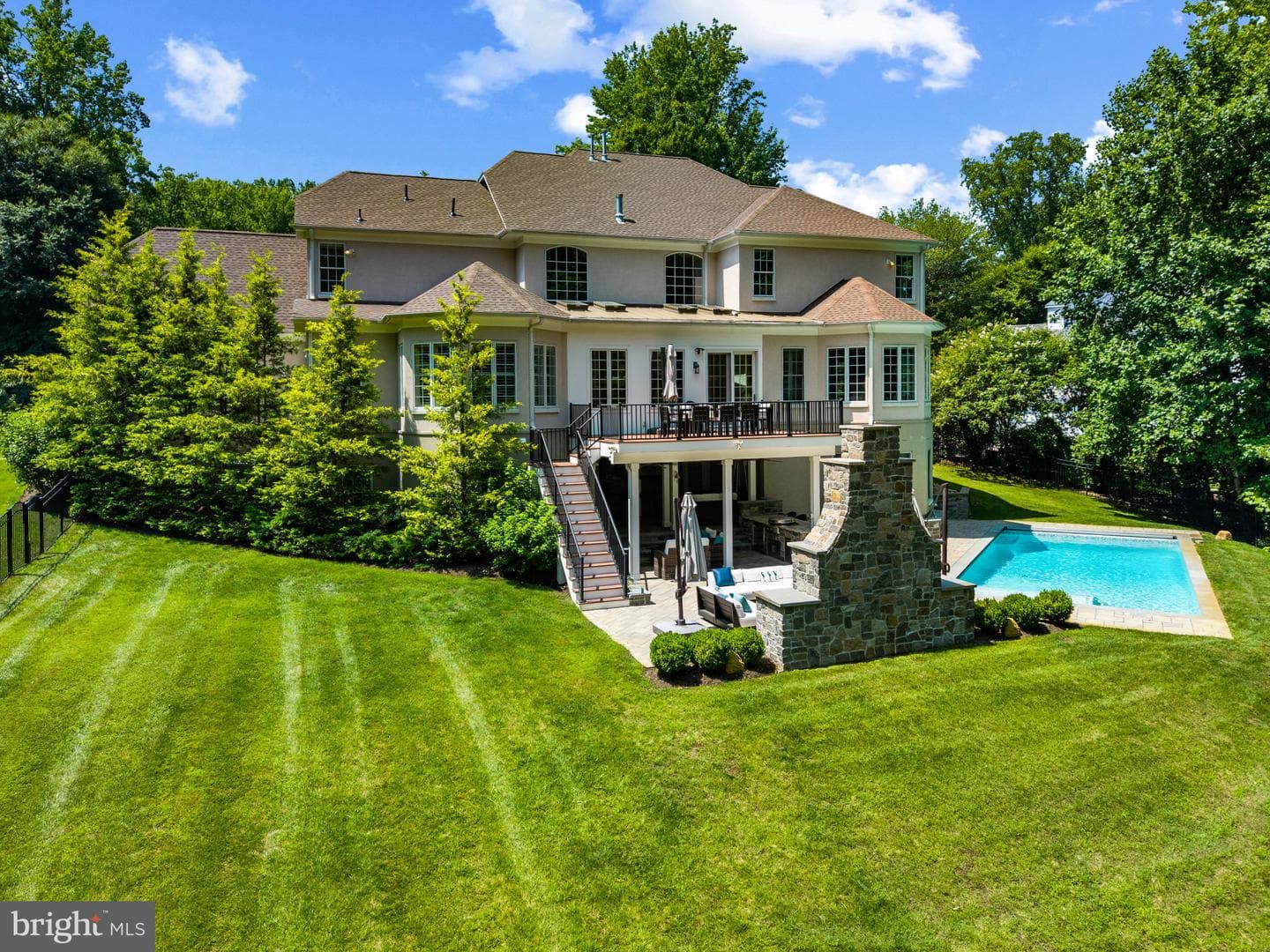 1614 Annesley Court photo 43