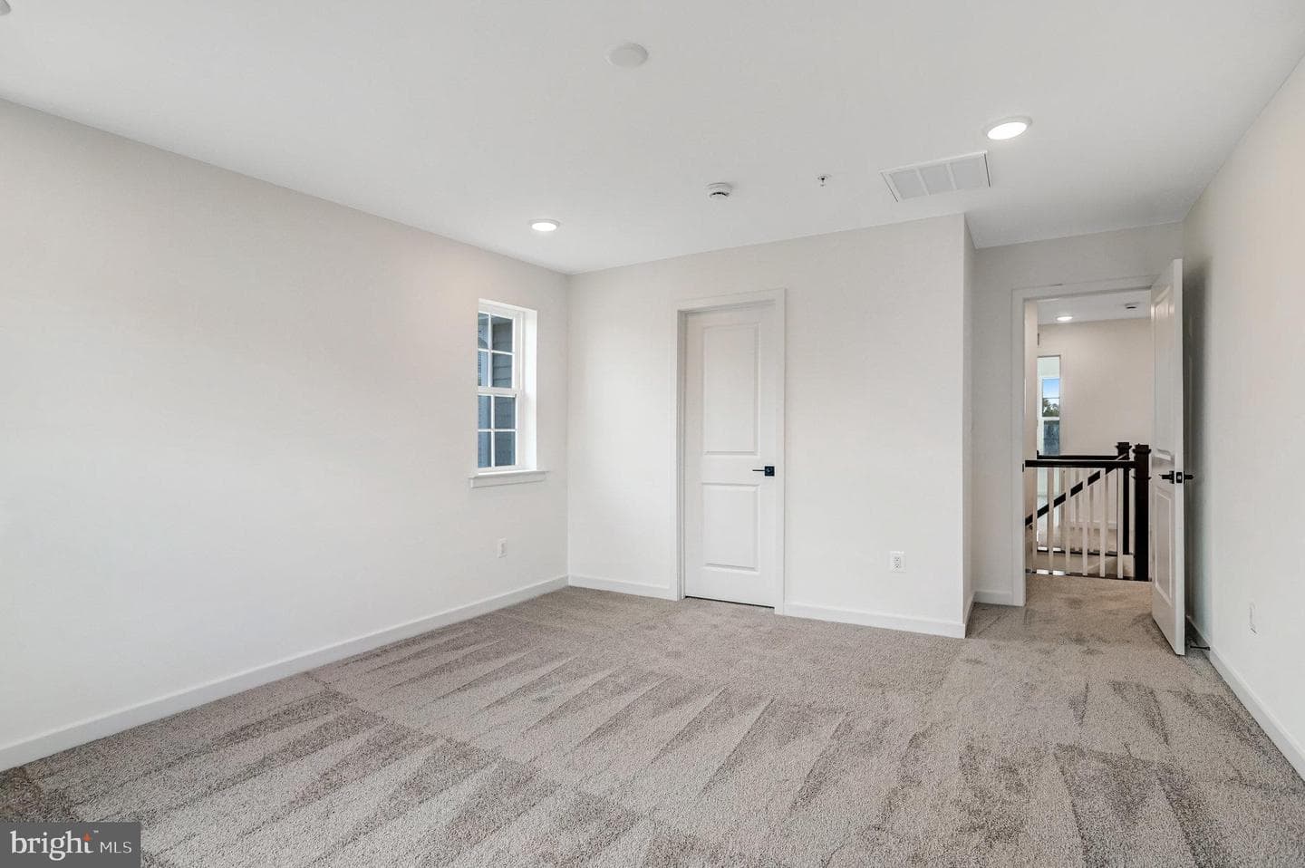 5733 Howard Drive photo 37