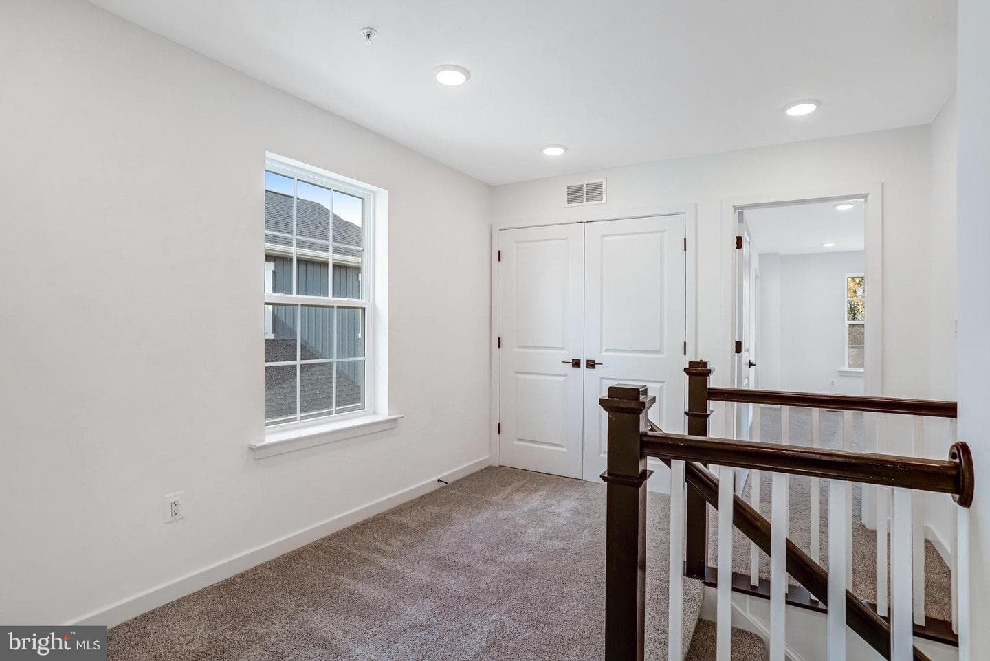 5733 Howard Drive photo 43
