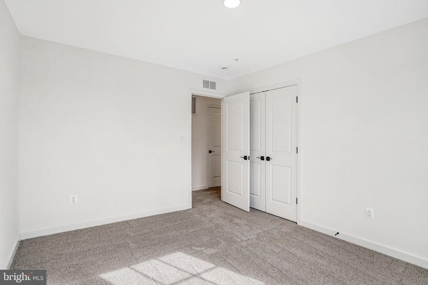 5733 Howard Drive photo 45