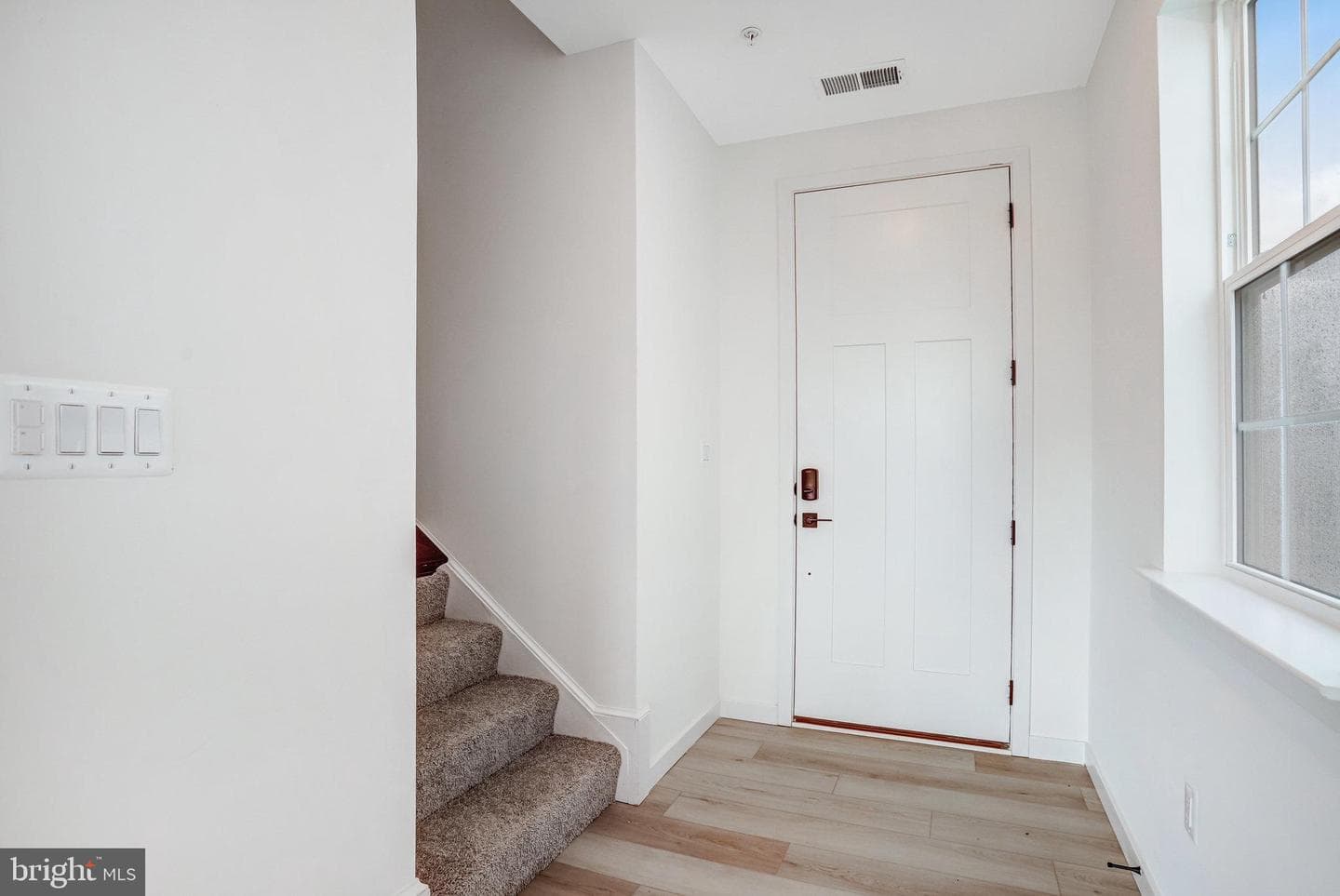 5733 Howard Drive photo 5
