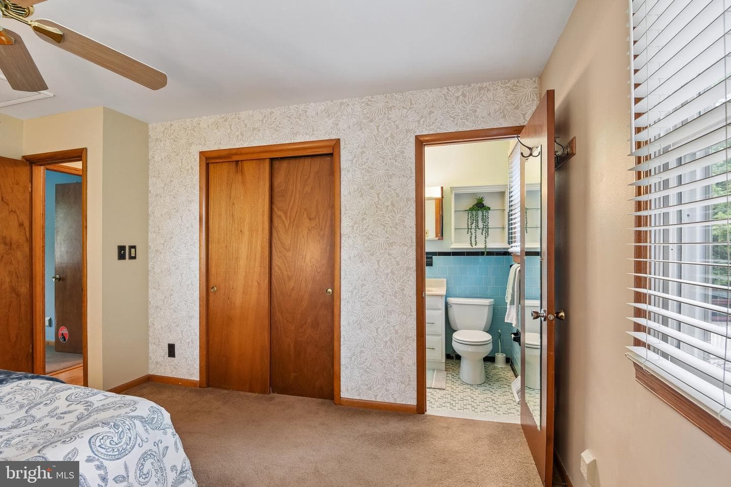 878 Oakdale Circle photo 18