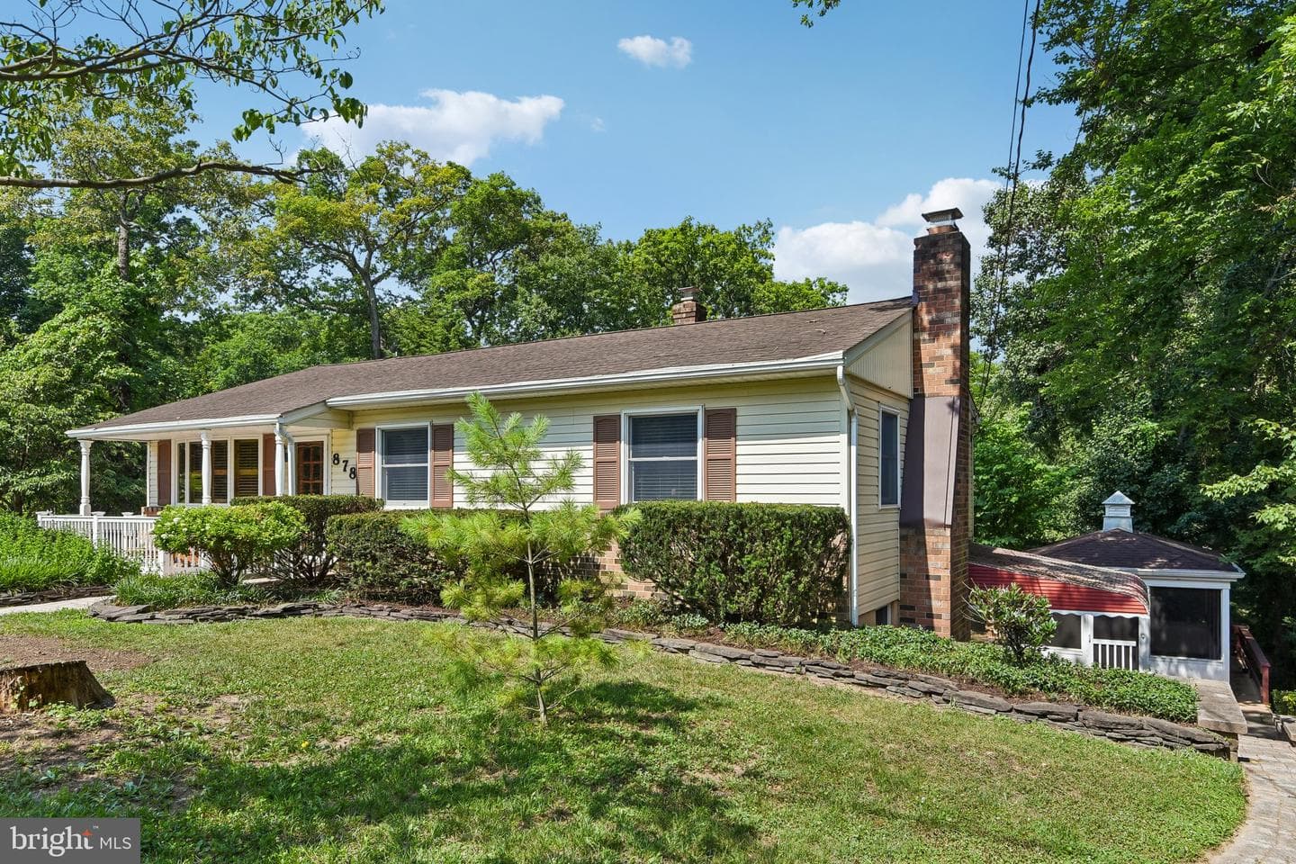 878 Oakdale Circle, Millersville