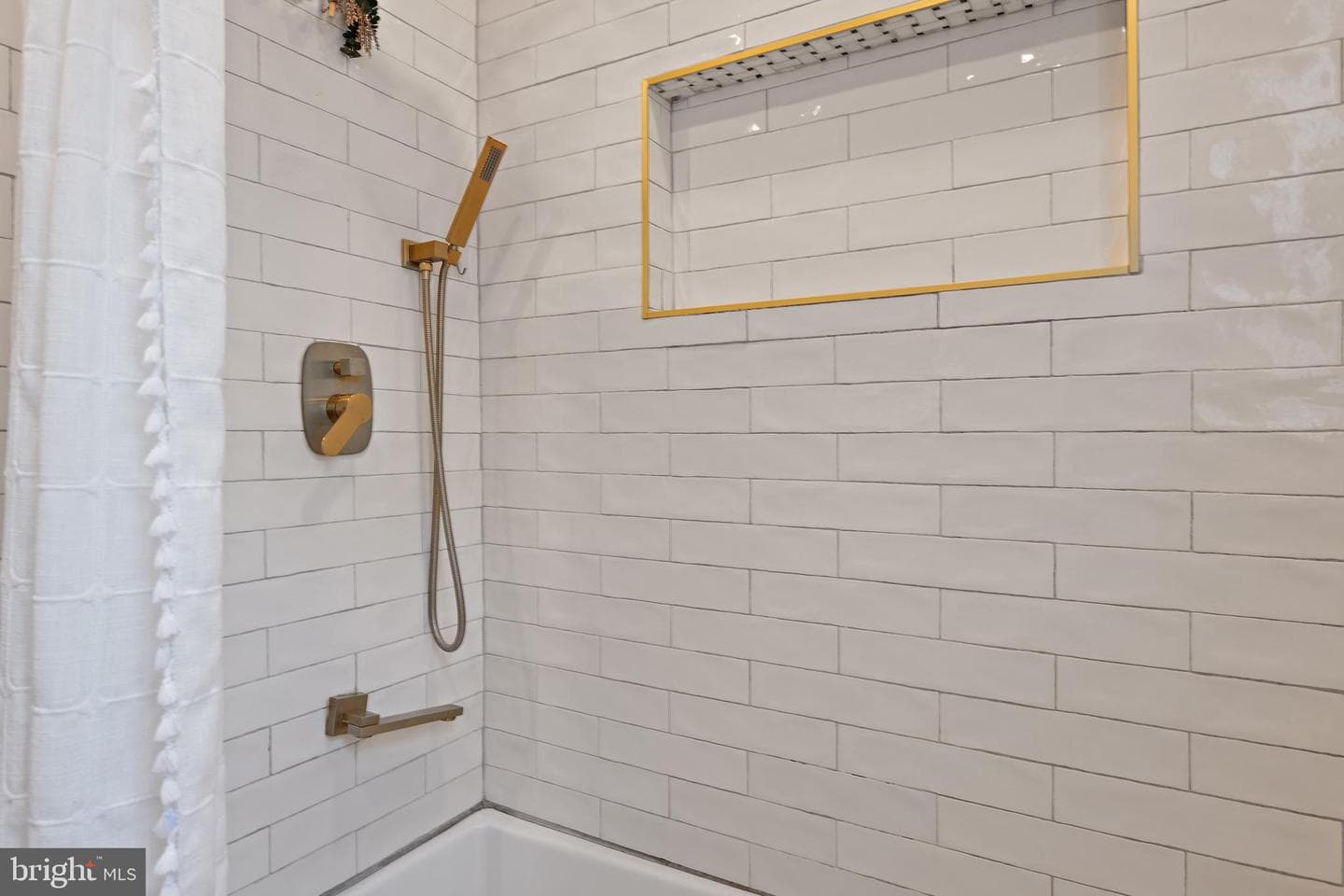 1100 Bay Ridge Avenue photo 25