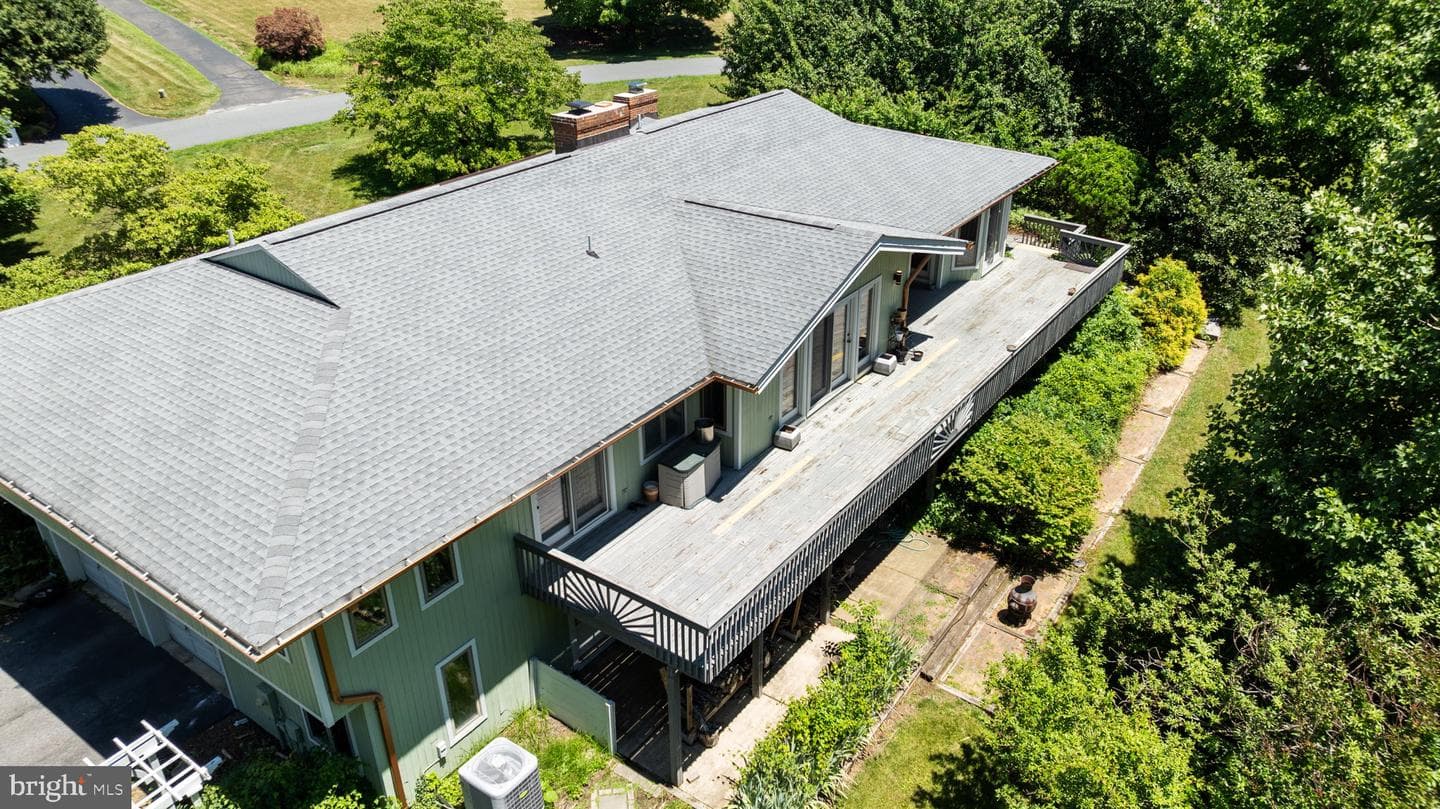 1047 Sugar Maple Drive photo 40