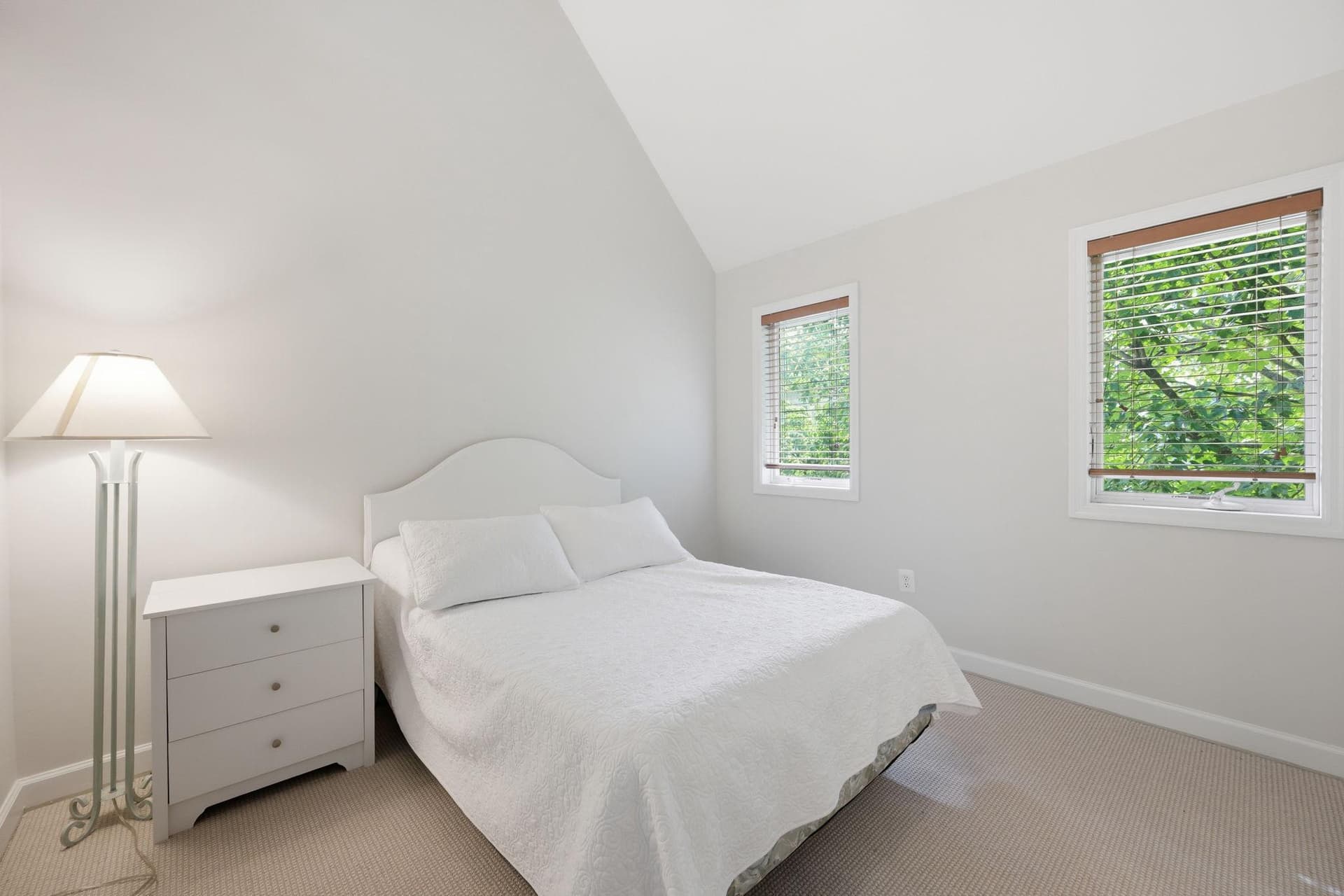 641 Honeysuckle Lane photo 56