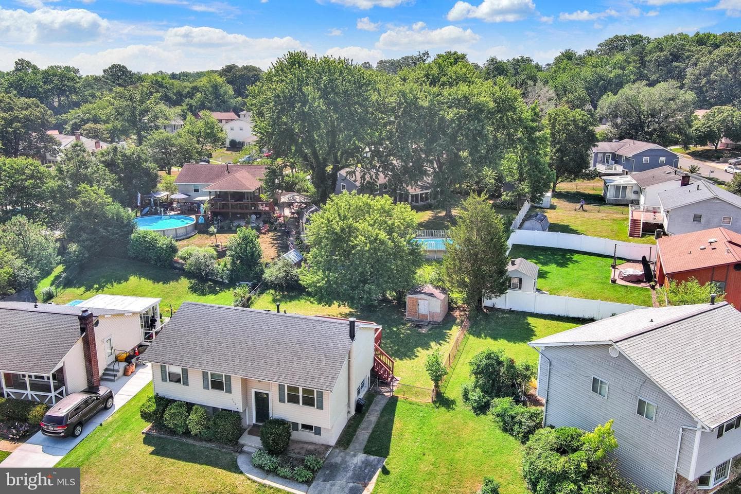 482 Kenora Drive photo 36