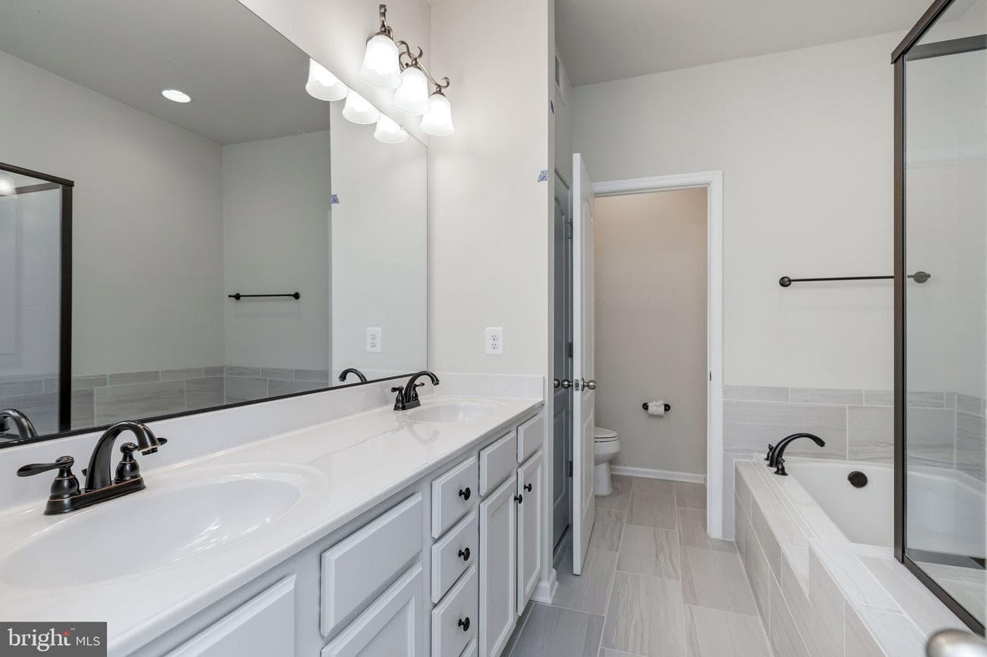 8145 Hollow Court photo 18