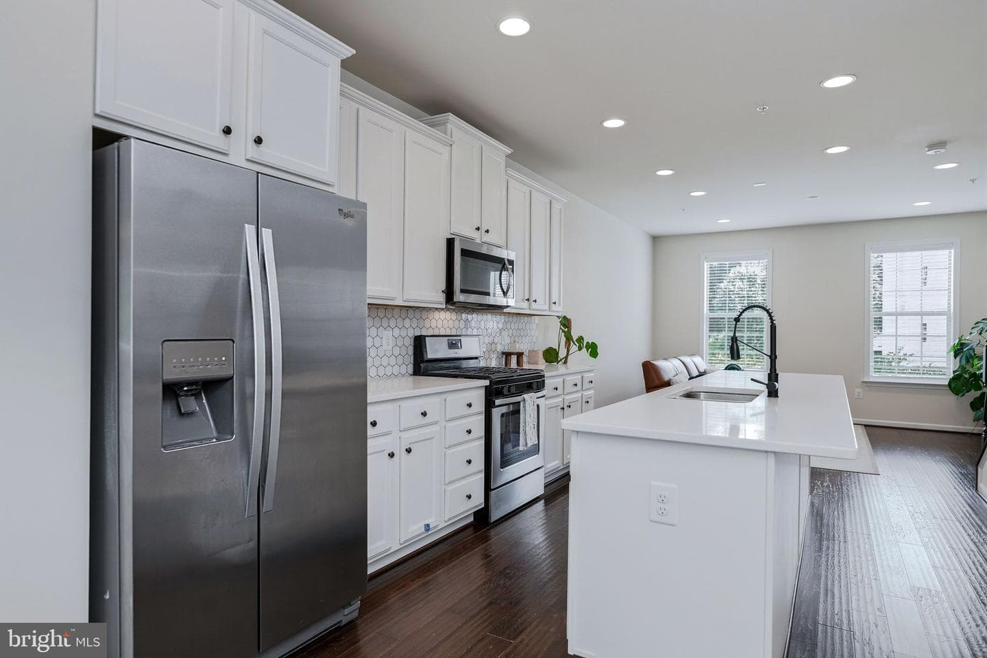 8145 Hollow Court photo 6