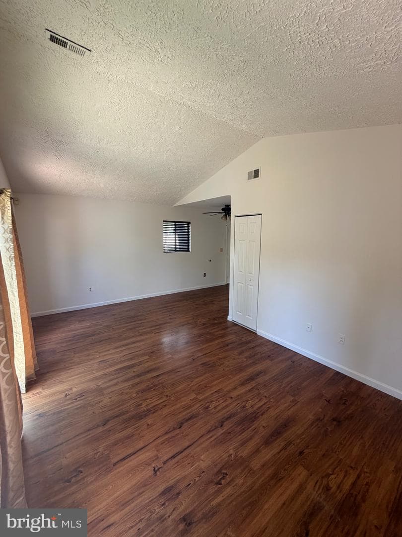 311 Londontown Road photo 14