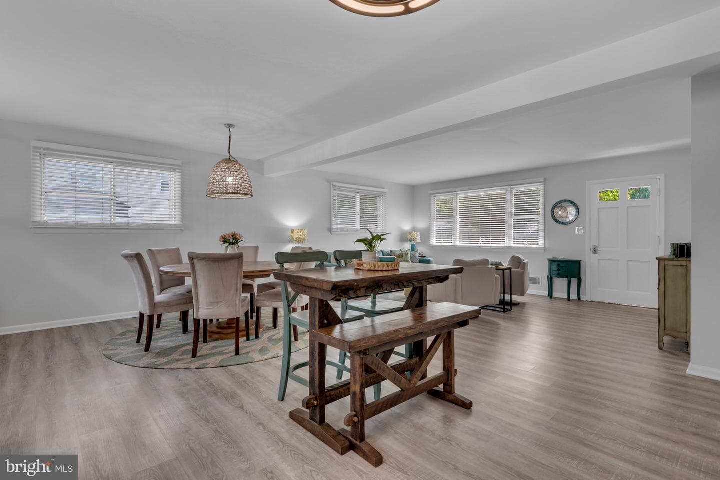 536 Manor Road photo 18