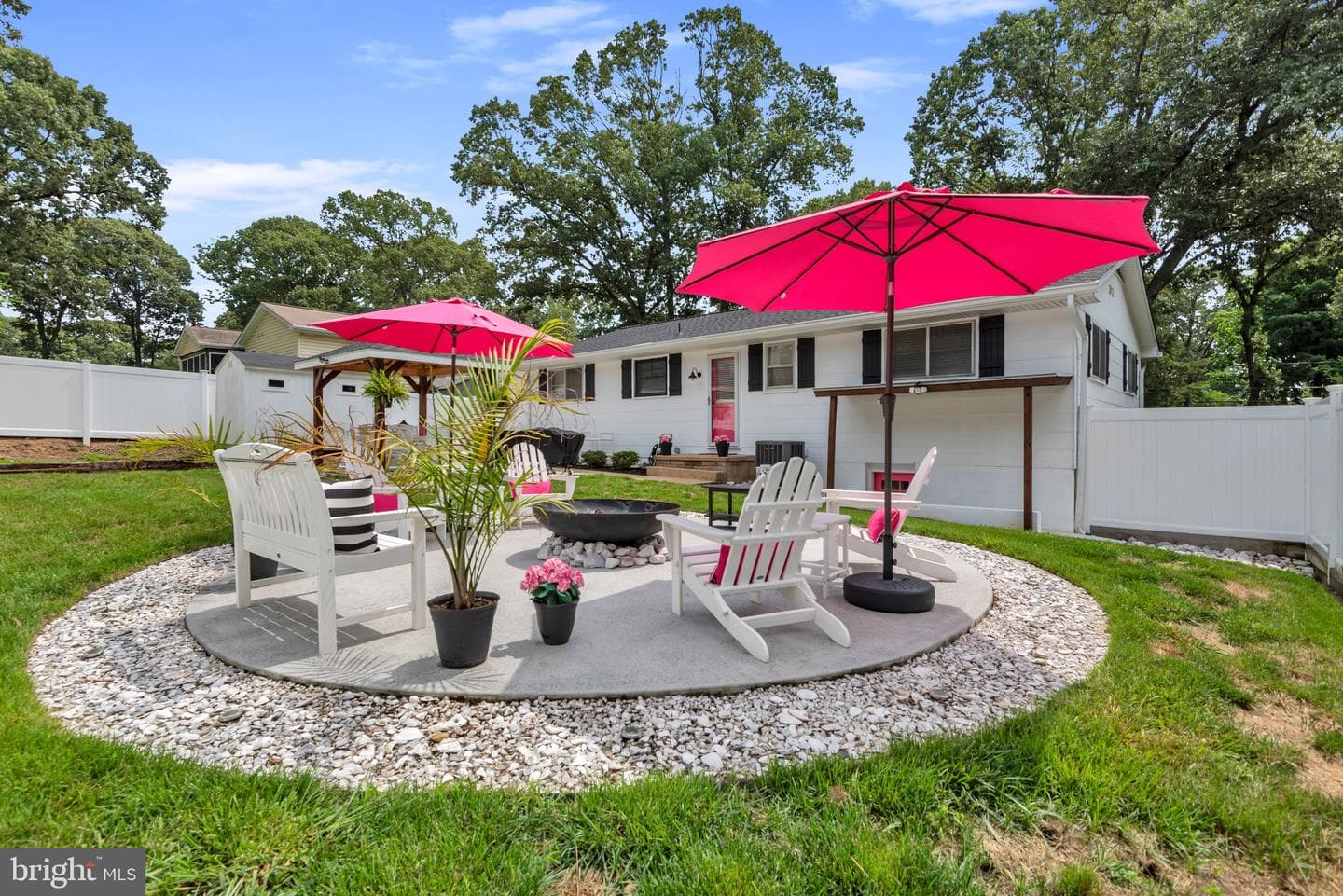 536 Manor Road photo 45