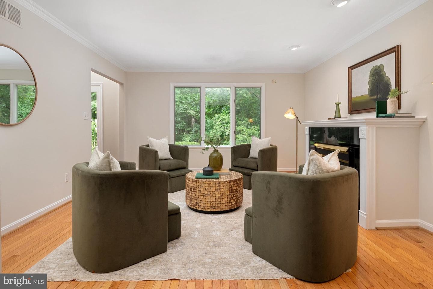 1499 Westcliff Drive photo 18